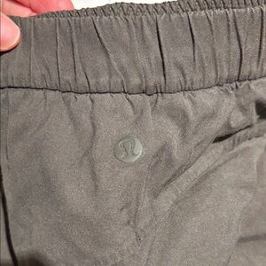 Lululemon Essential Affinity Joggers khaki army green 10 slightly cropped